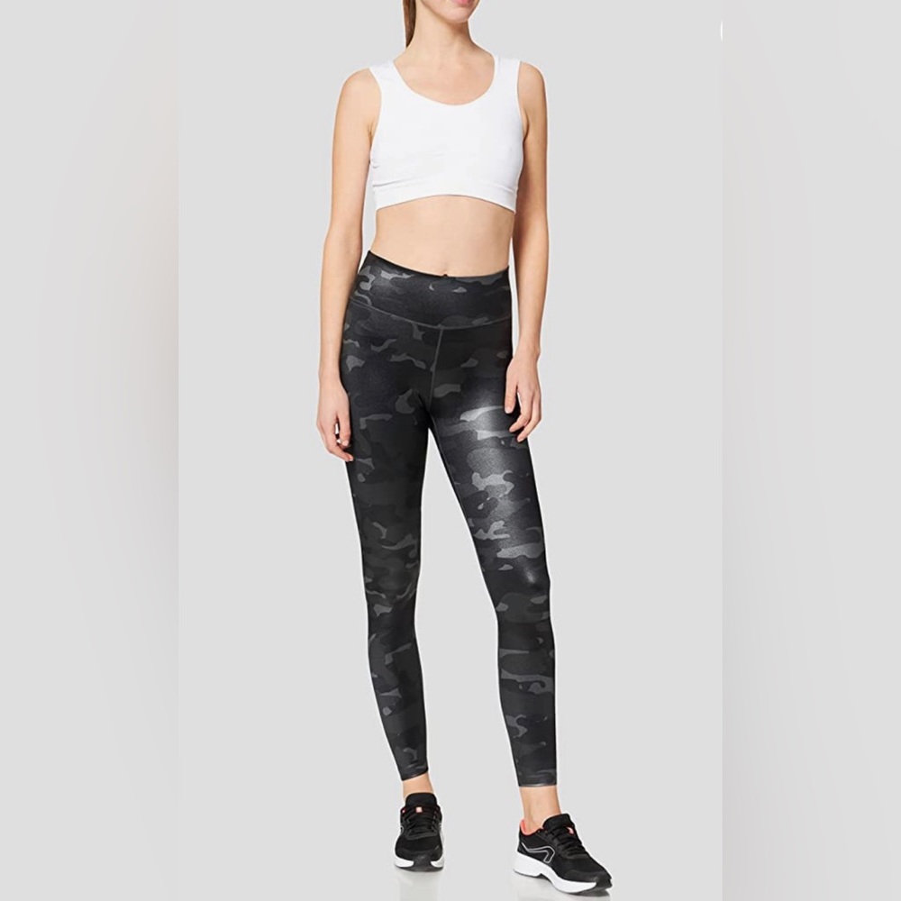 NEW Nike Dri-FIT One Women's Mid-Rise Camo Leggings XS